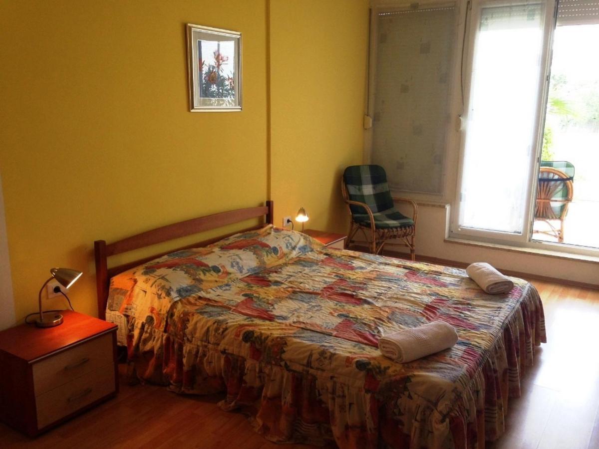 Apartman Alexandra Porec Bagian luar foto